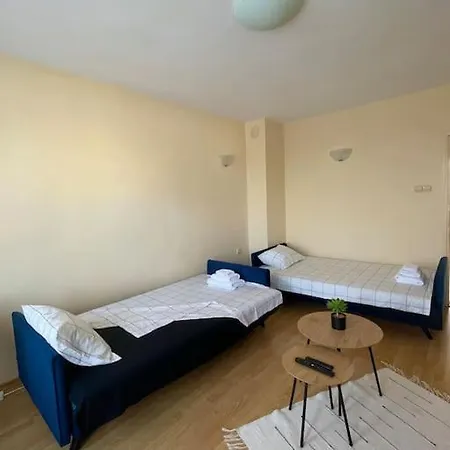 Daire Lovita With A Garage Varna